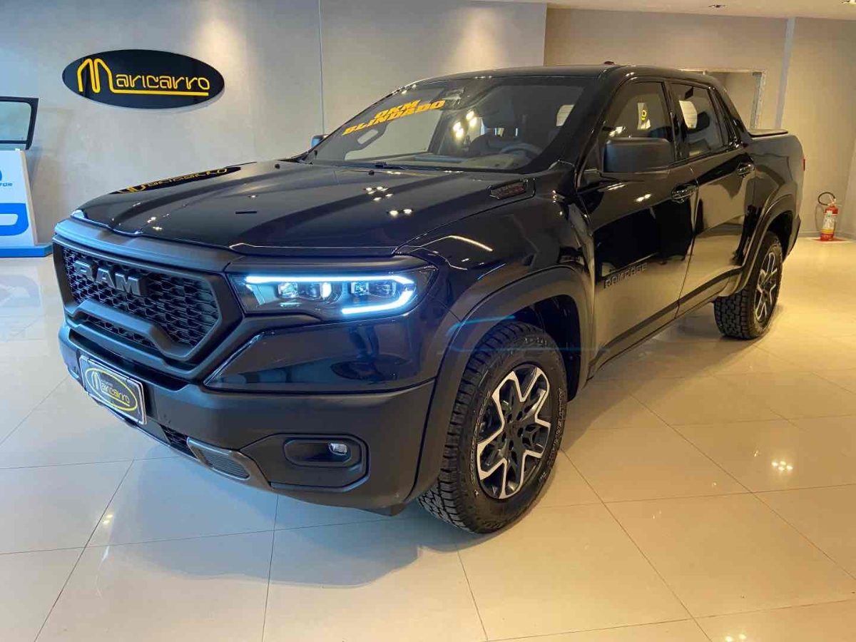 RAM Rampage Rebel blindada preta — estoque Maricarro