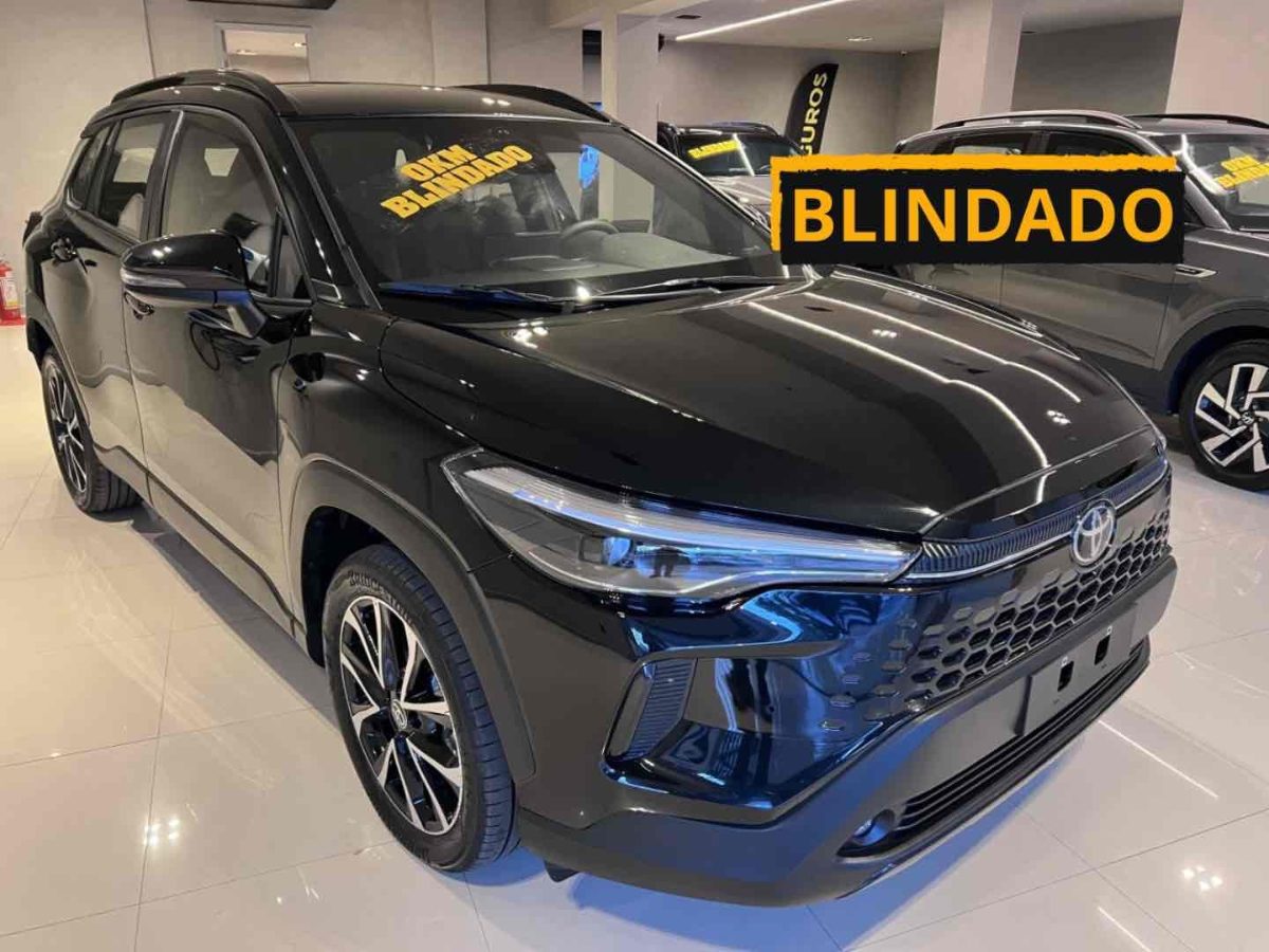 Toyota Corolla Cross XRE blindado preto — estoque Maricarro