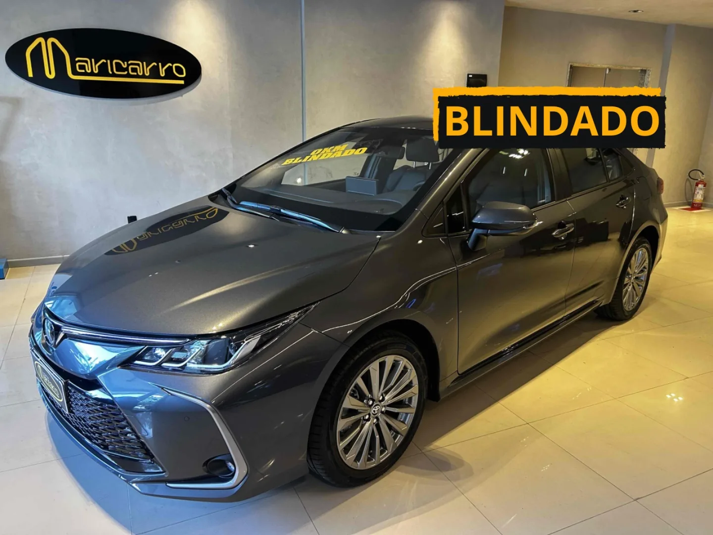 Toyota Corolla XEi blindado preto — estoque Maricarro