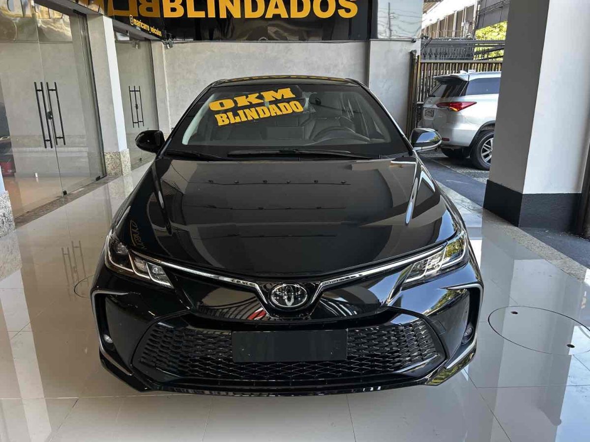 Toyota Corolla XEi blindado preto — estoque Maricarro